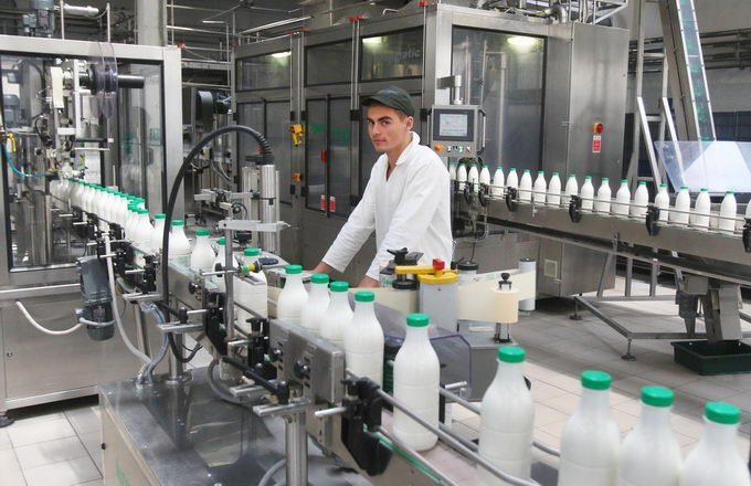 Минск и Москва начали согласование поставок мяса и продуктов из молока